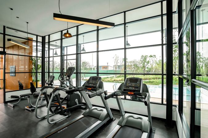 The gym glazed floor to ceiling